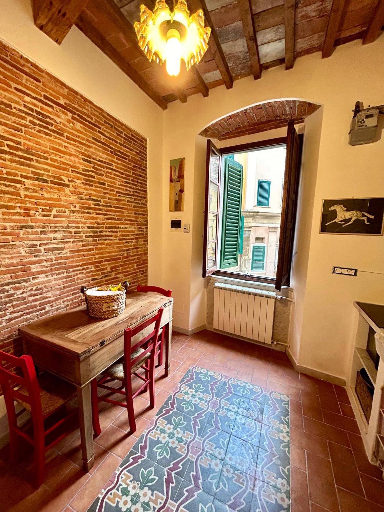 La Porta Sui Monti Di Luna Carrara Exterior foto