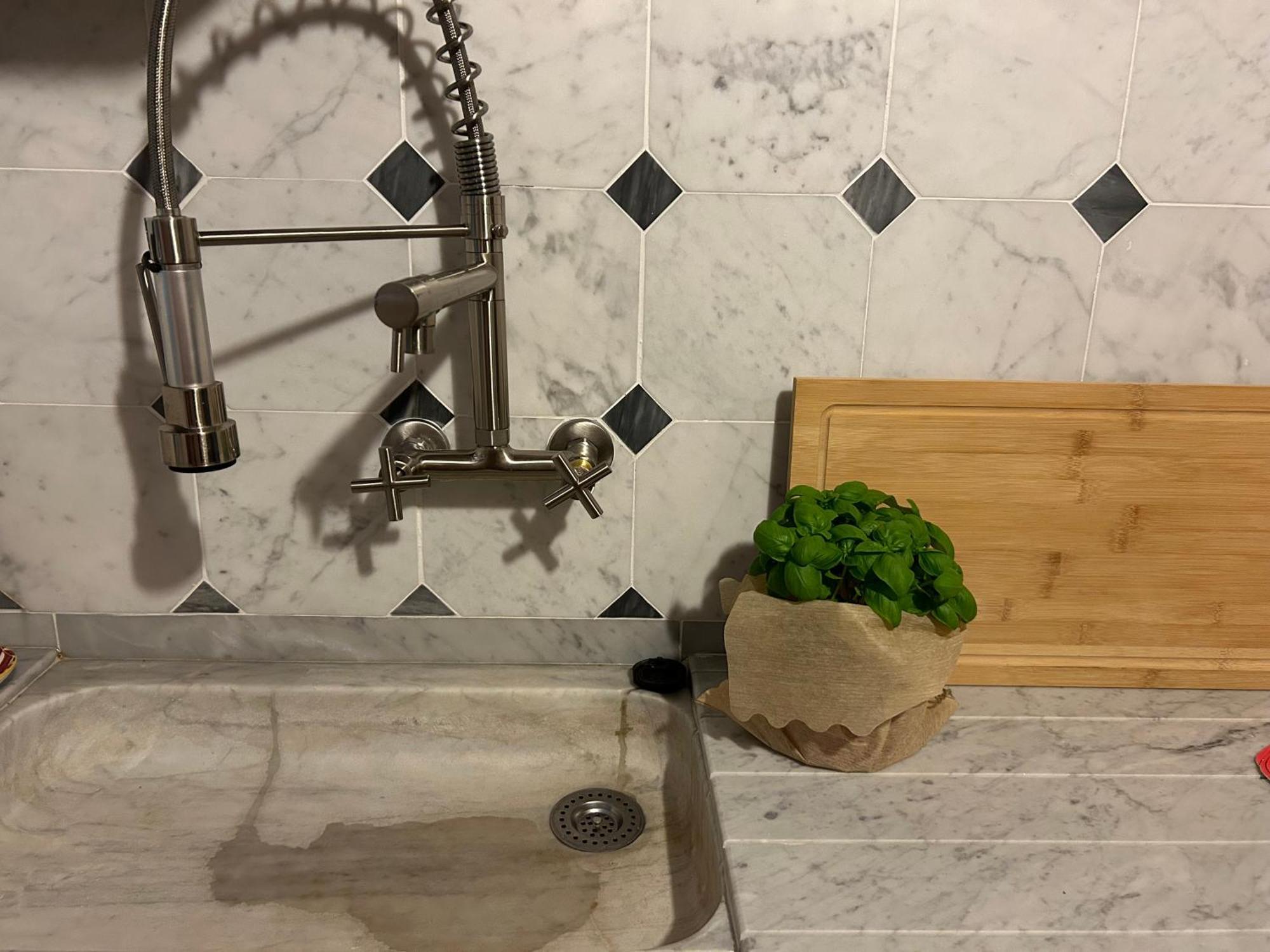 La Porta Sui Monti Di Luna Carrara Exterior foto